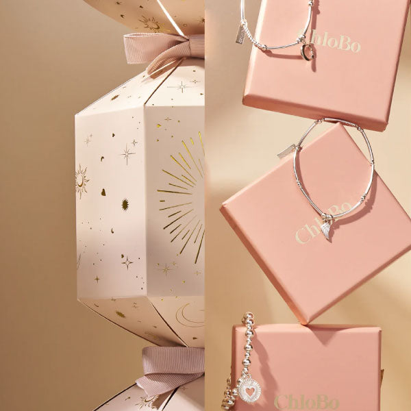 The Stacking Christmas Cracker Gift Set