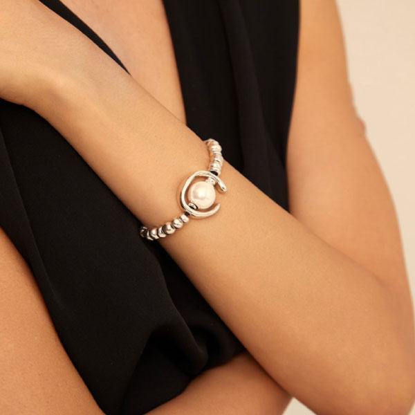 Another Silver Beaded Round Pearl Bracelet