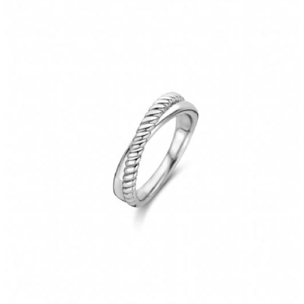 Silver twist clearance ring